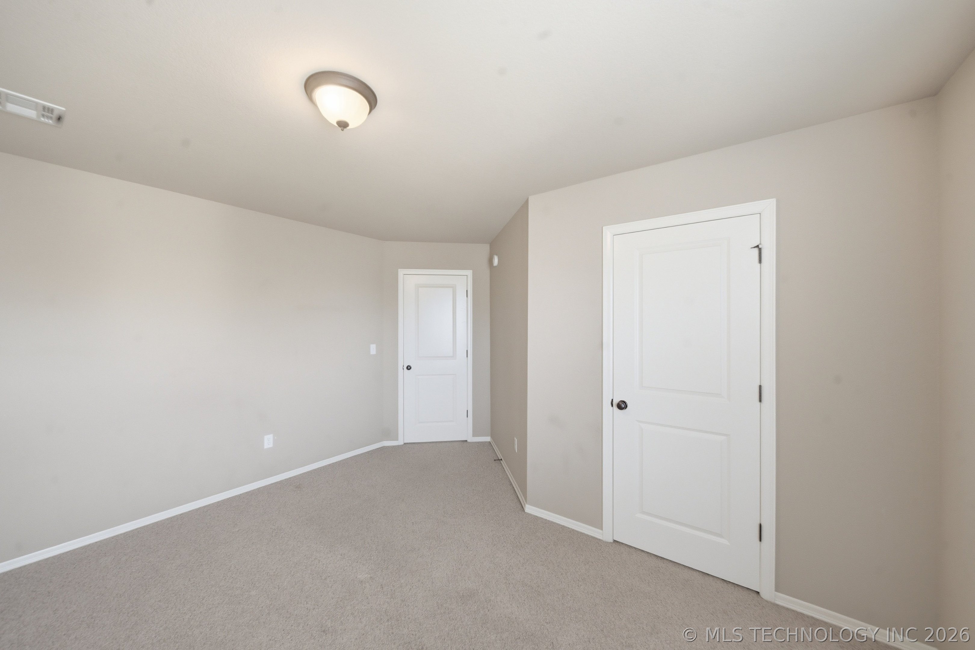 13654 S 87th East Avenue Property Photo 23
