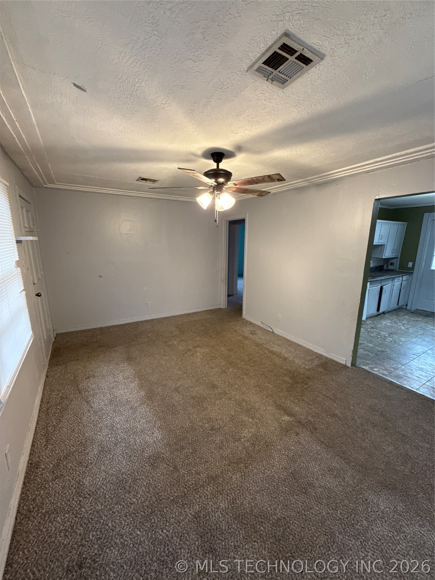 1420 N Vandalia Avenue Property Photo 3