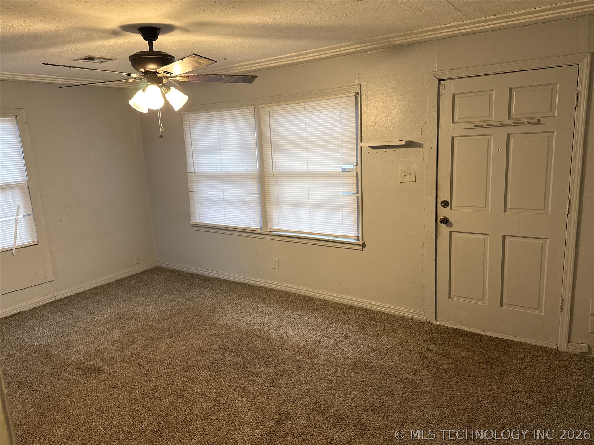 1420 N Vandalia Avenue Property Photo 17