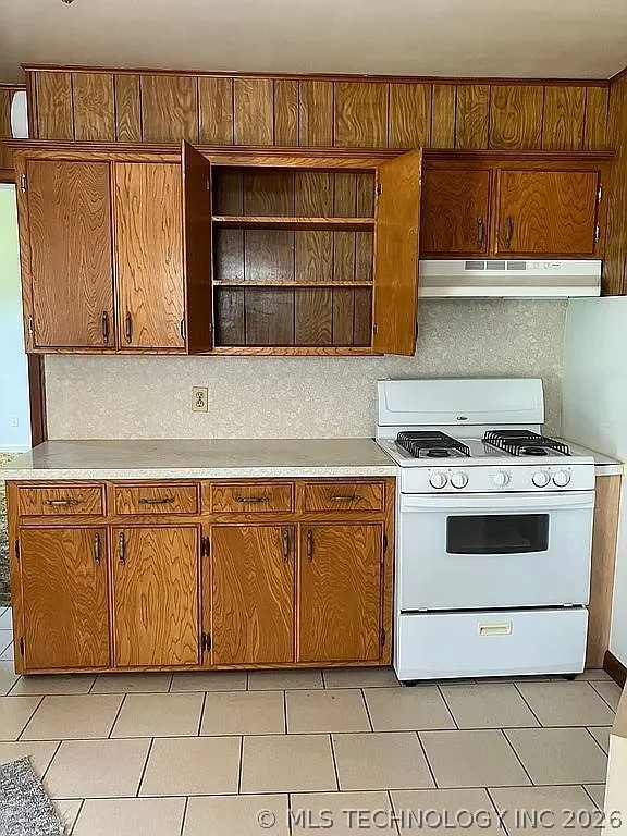 504 S Seminole Property Photo 4