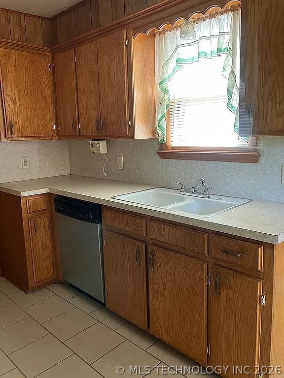 504 S Seminole Property Photo 7