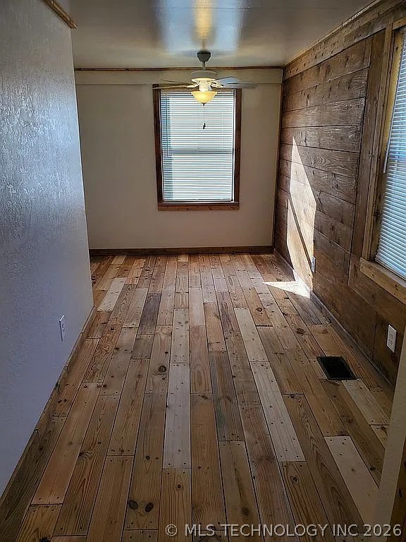 504 S Seminole Property Photo 23