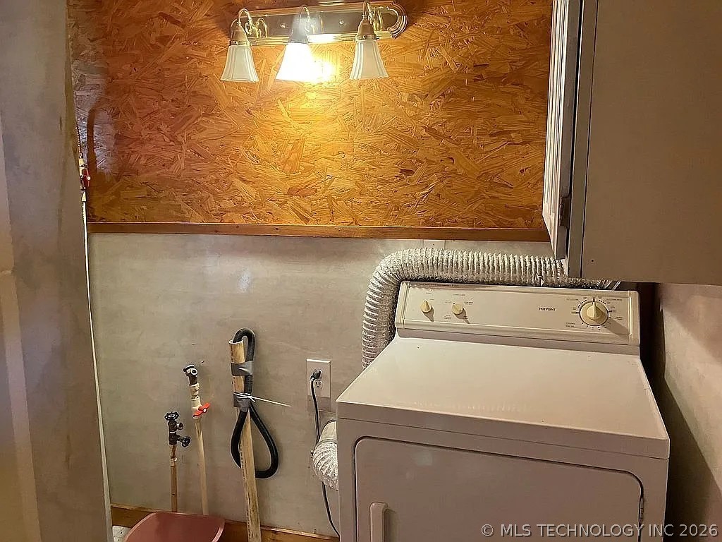 504 S Seminole Property Photo 27