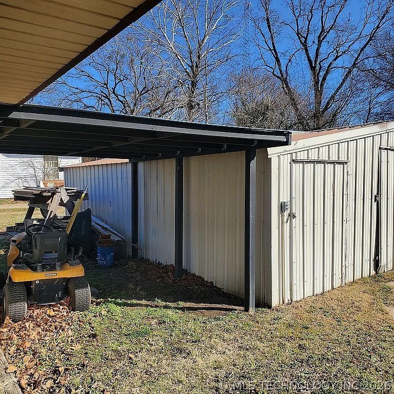 504 S Seminole Property Photo 28