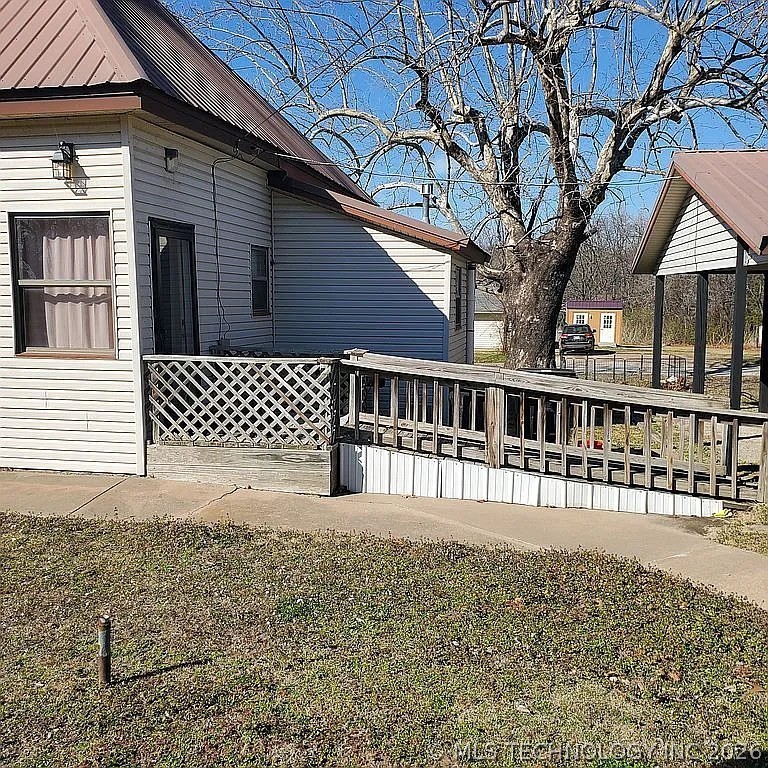 504 S Seminole Property Photo 30