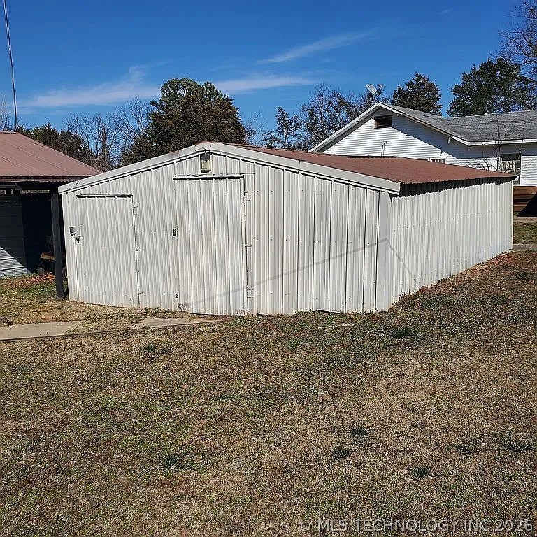 504 S Seminole Property Photo 32