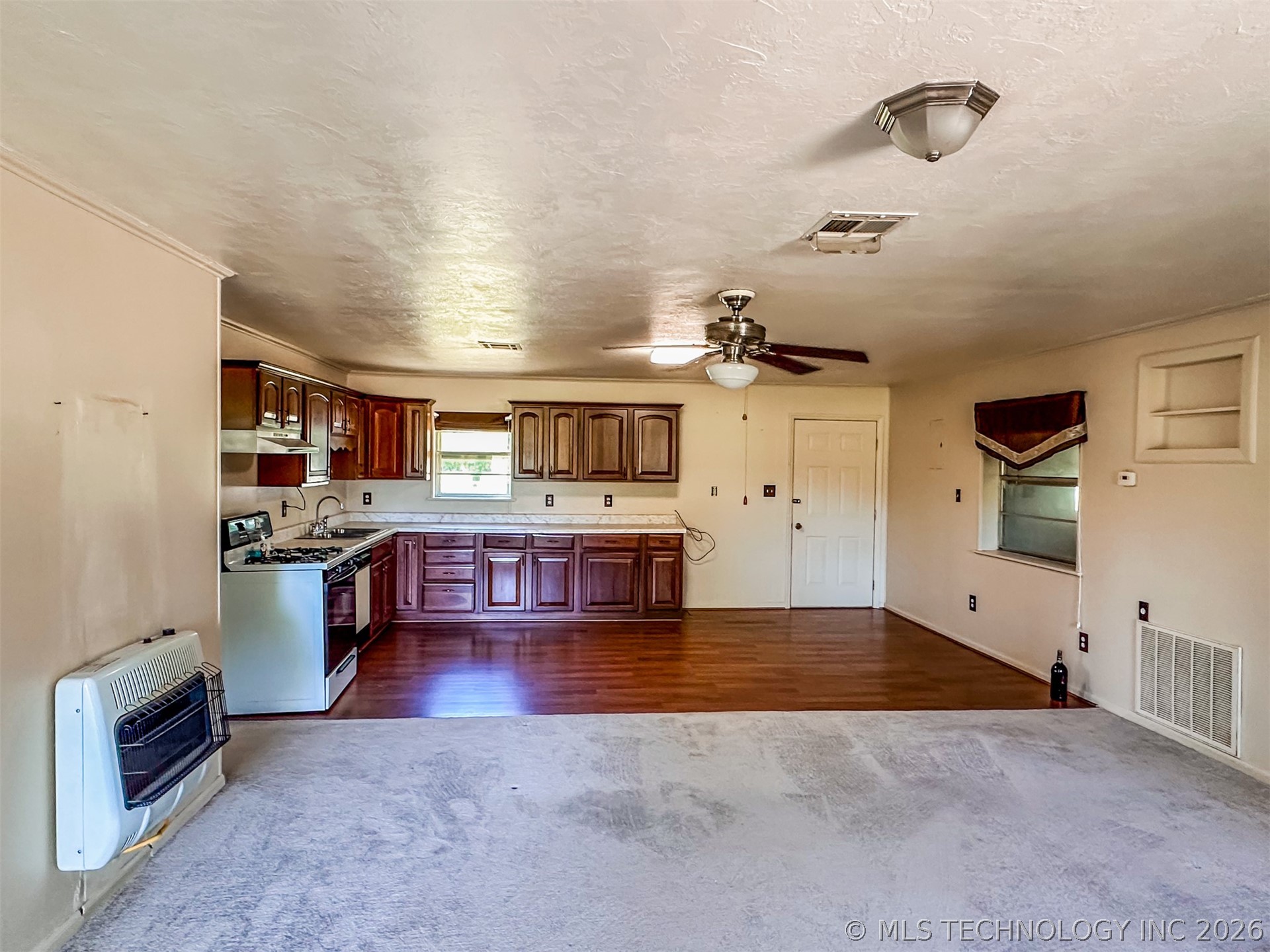 109948 S 4155 Road Property Photo 9