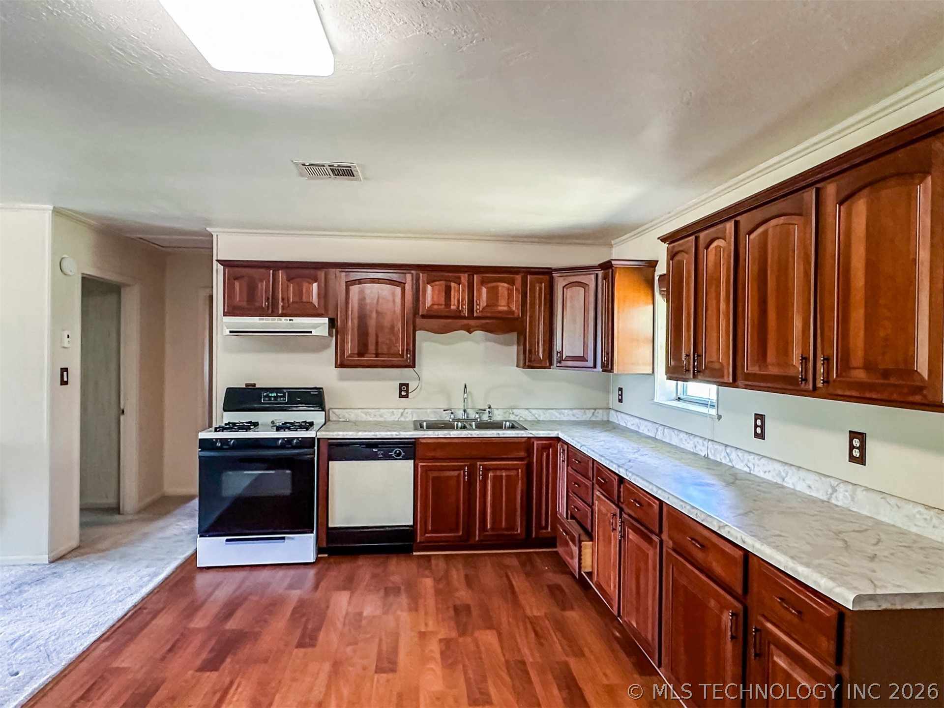 109948 S 4155 Road Property Photo 13