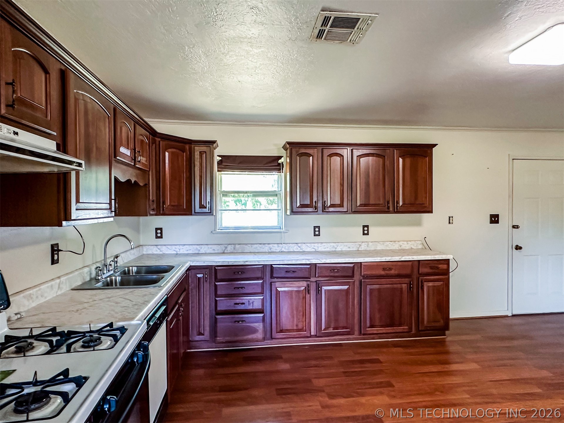 109948 S 4155 Road Property Photo 17