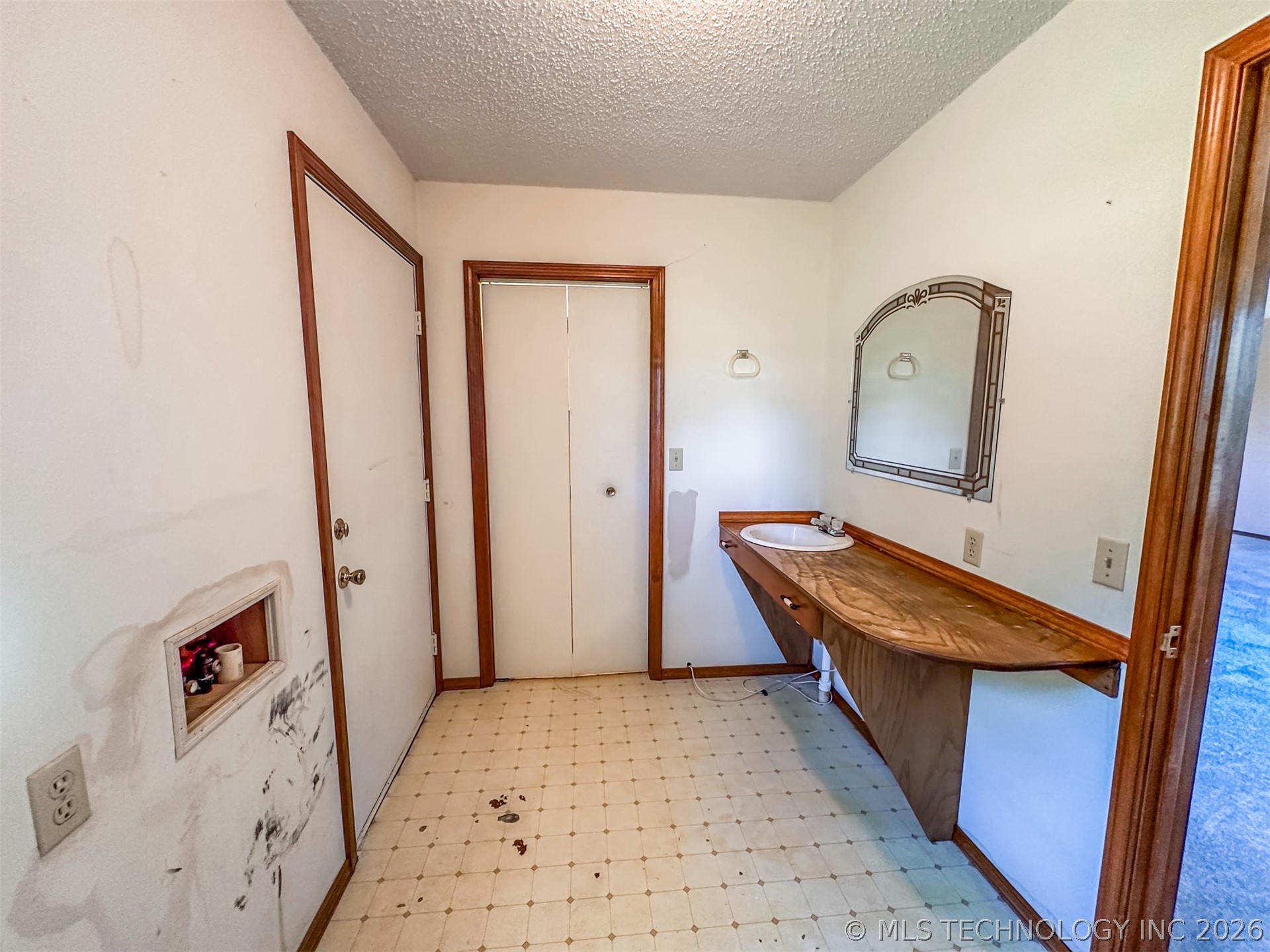 109948 S 4155 Road Property Photo 47