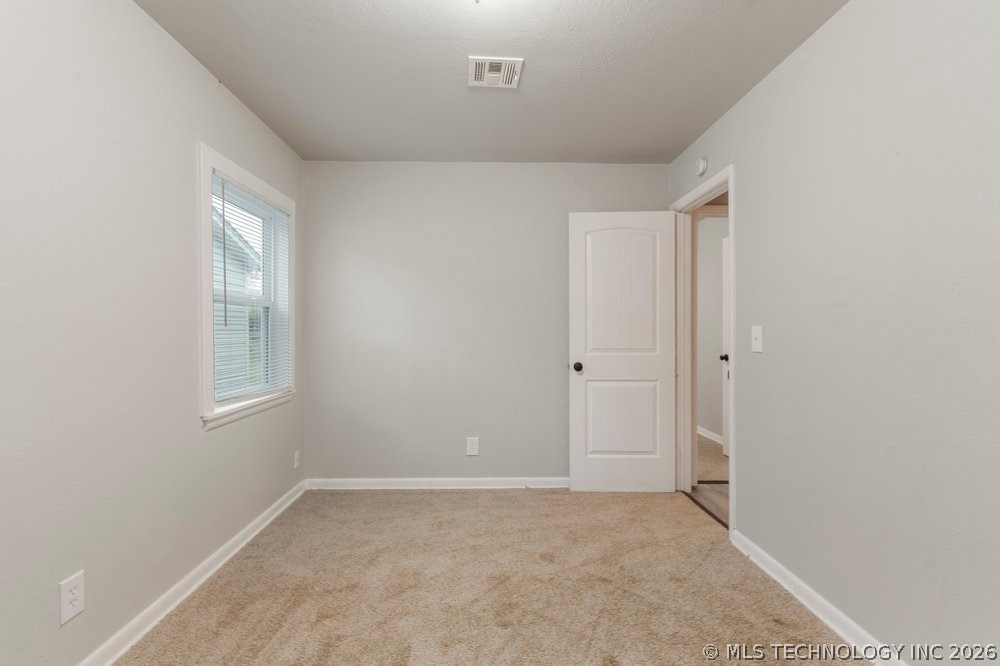552 E 55th Place N Property Photo 23