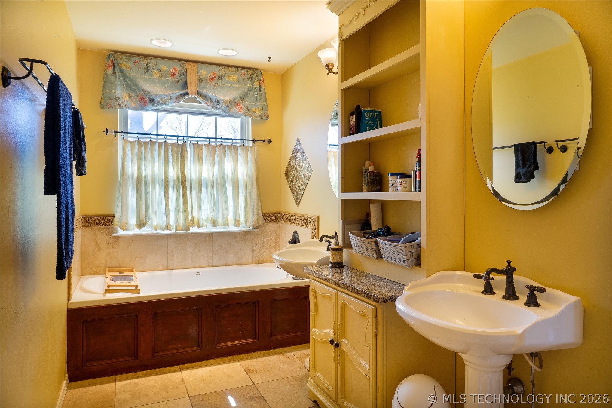 10951 S 209th East Avenue Property Photo 7