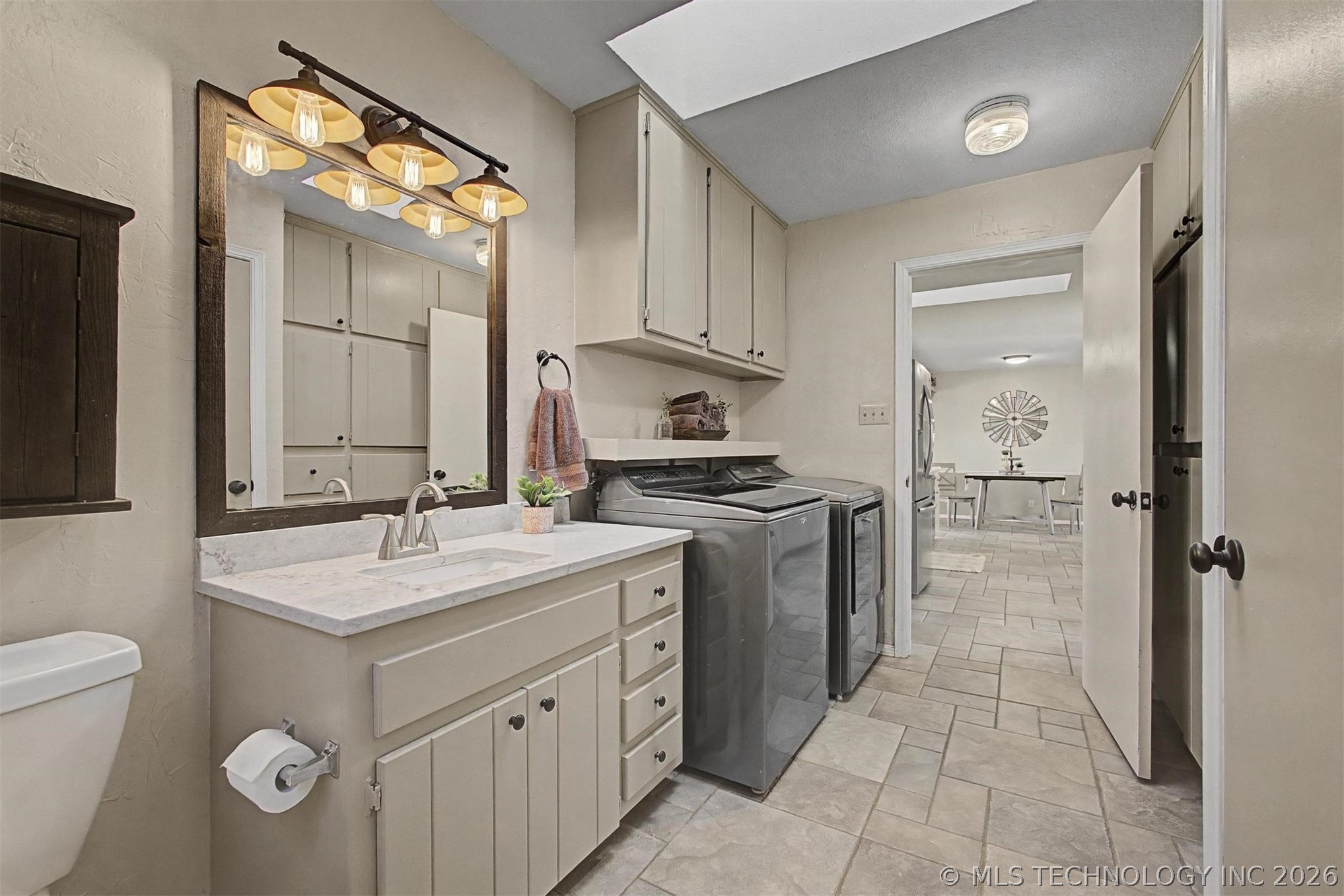 5328 Monroe Road Property Photo 18