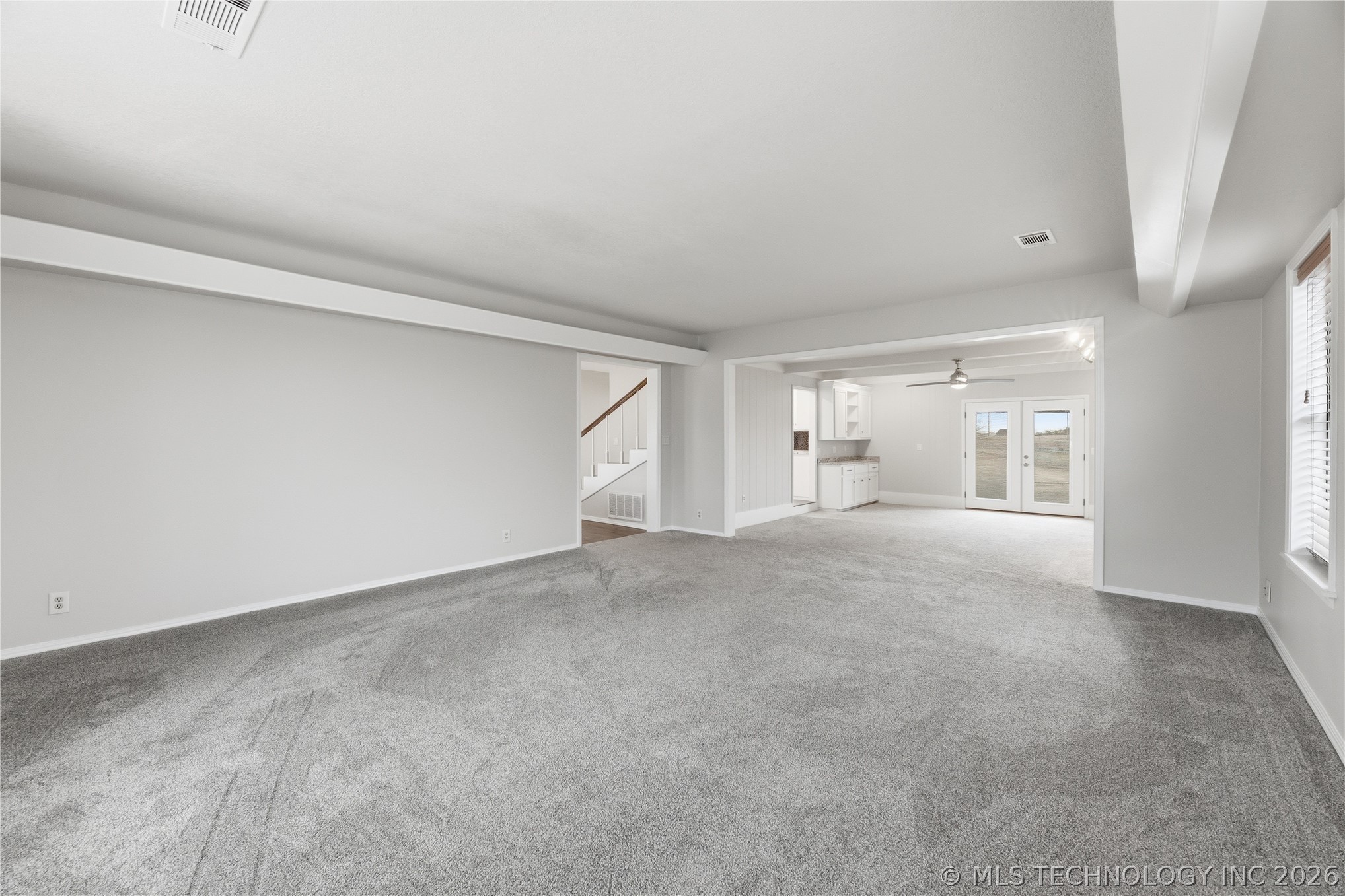 438 Chisholm Circle Property Photo 6