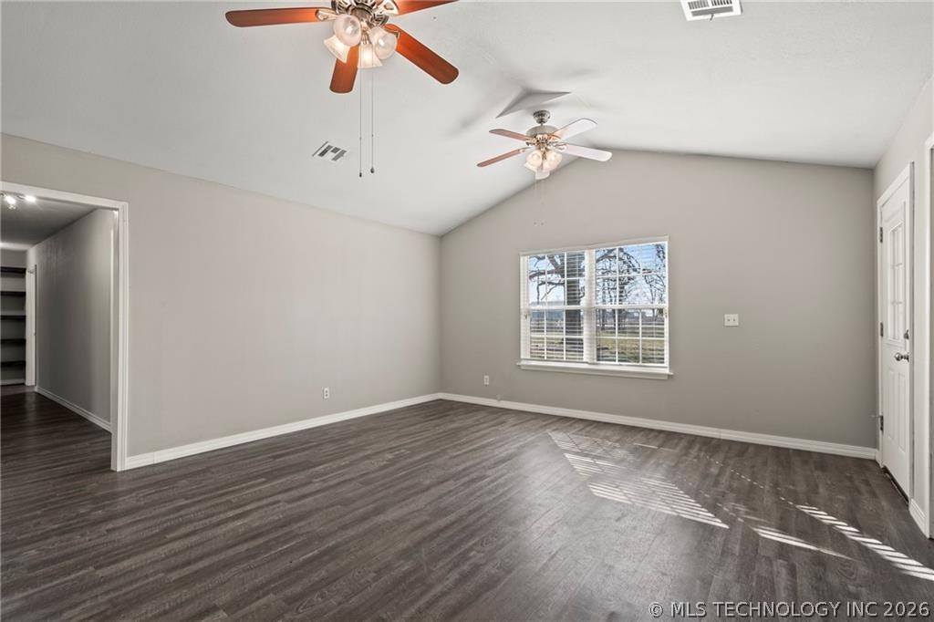 23586 116 Highway Property Photo 6