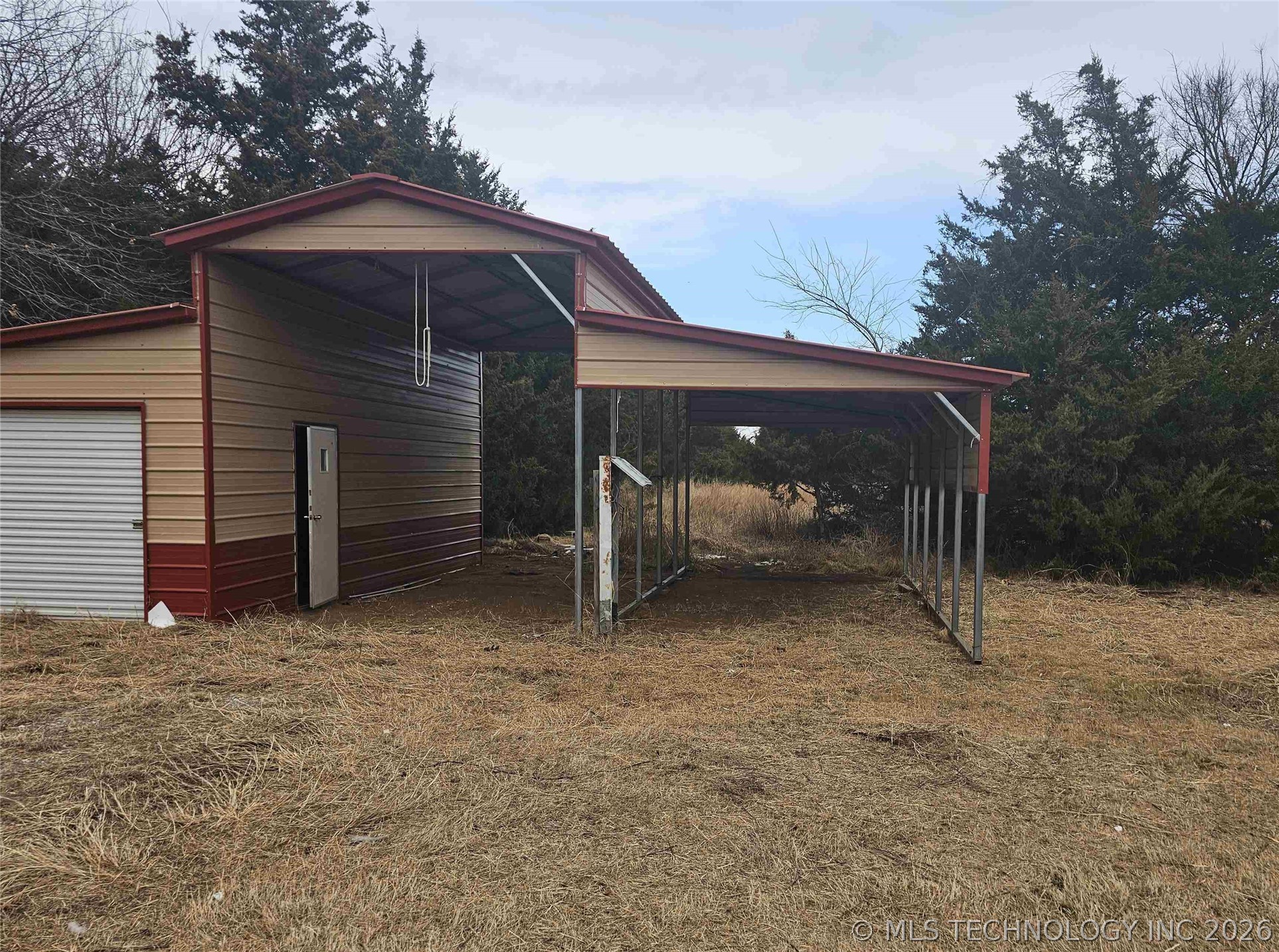 42 Greenbriar Avenue Property Photo 2