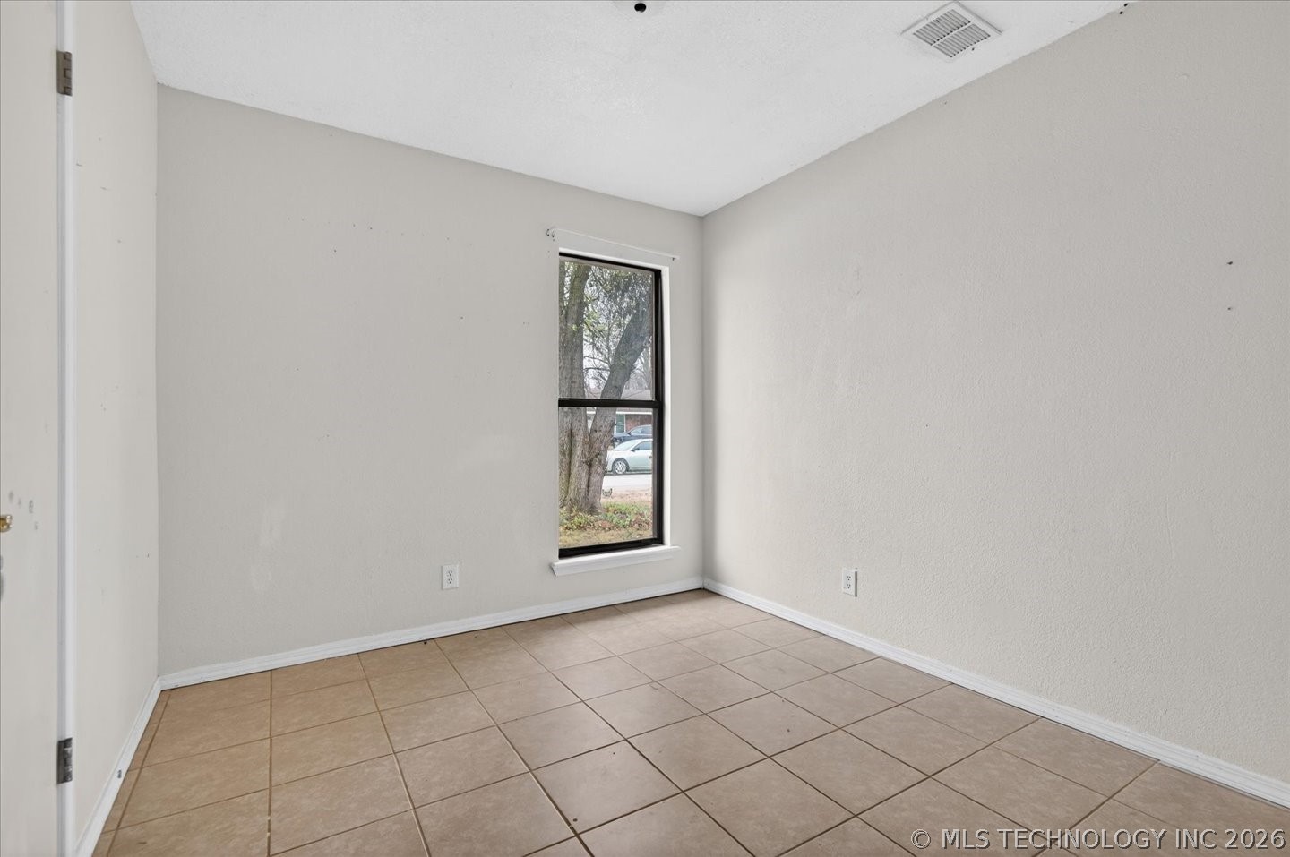 507 Highland Drive Property Photo 10
