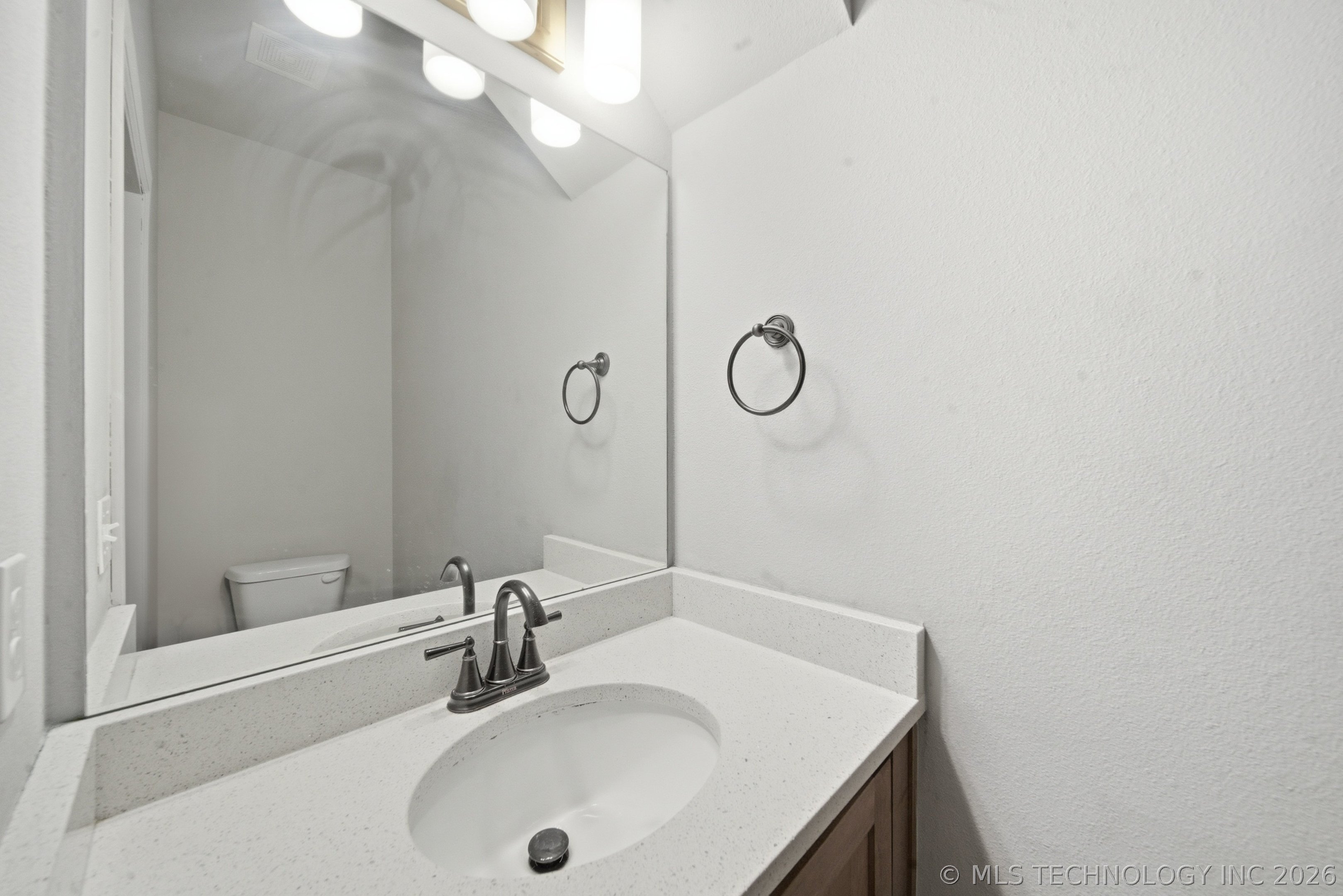 6440 E 147th Street S Property Photo 24