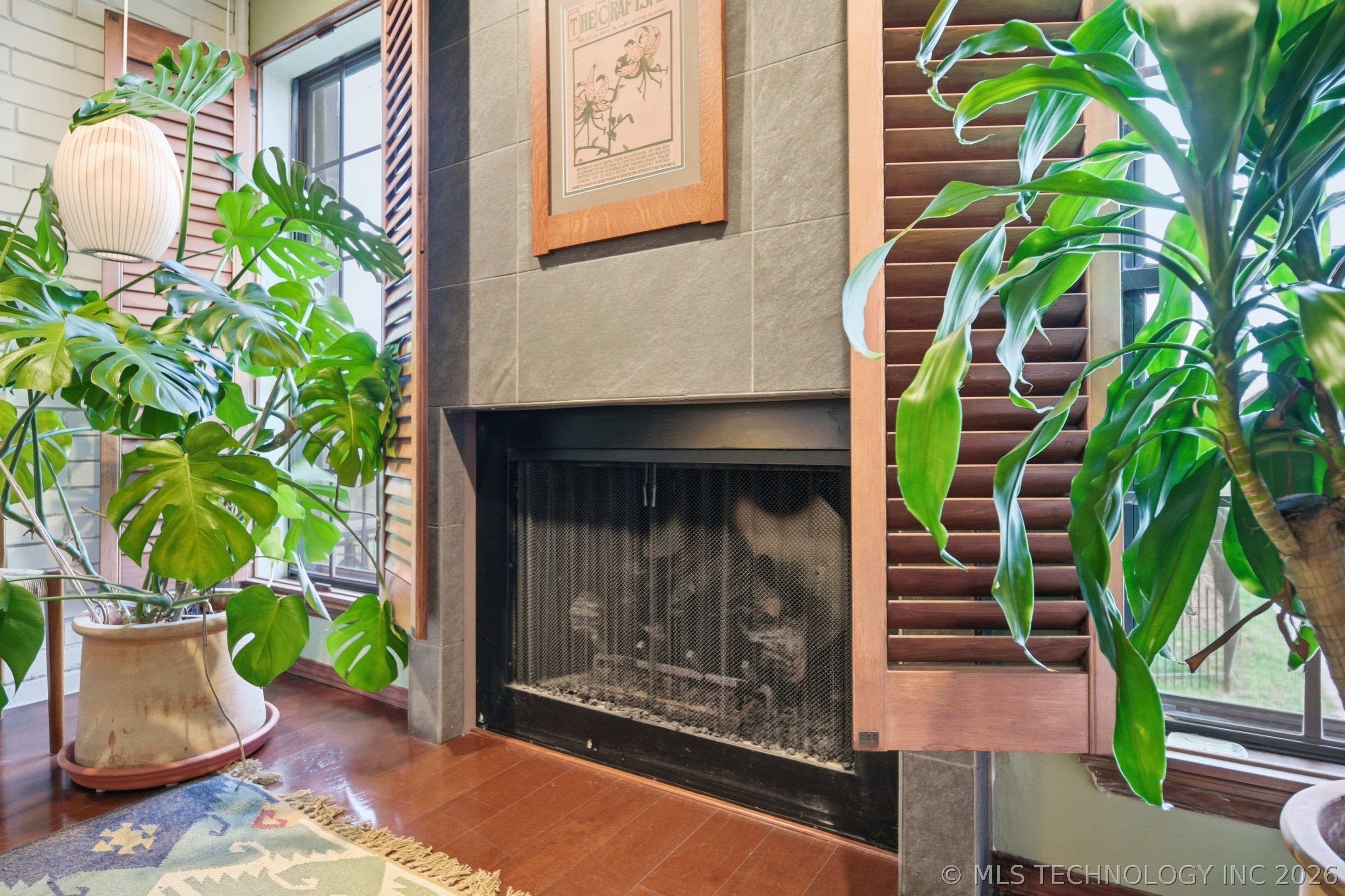 215 W 18th Street 17 Property Photo 5