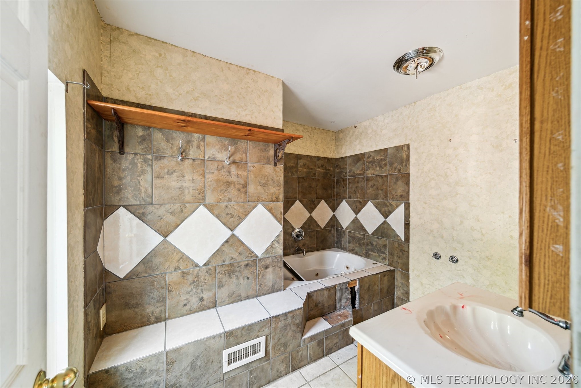 4139 S 510 Property Photo 24