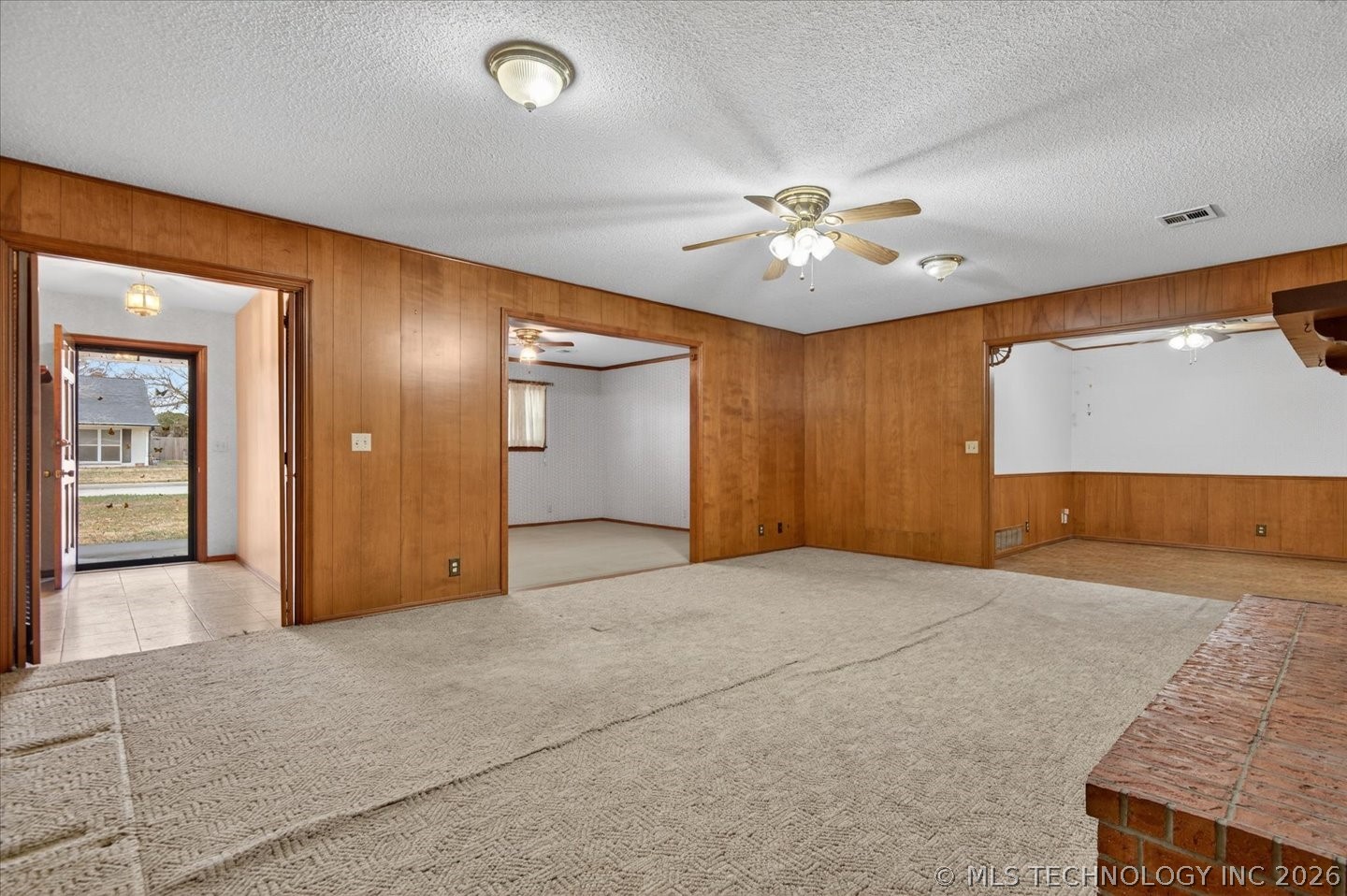 6413 Belmont Road Property Photo 6