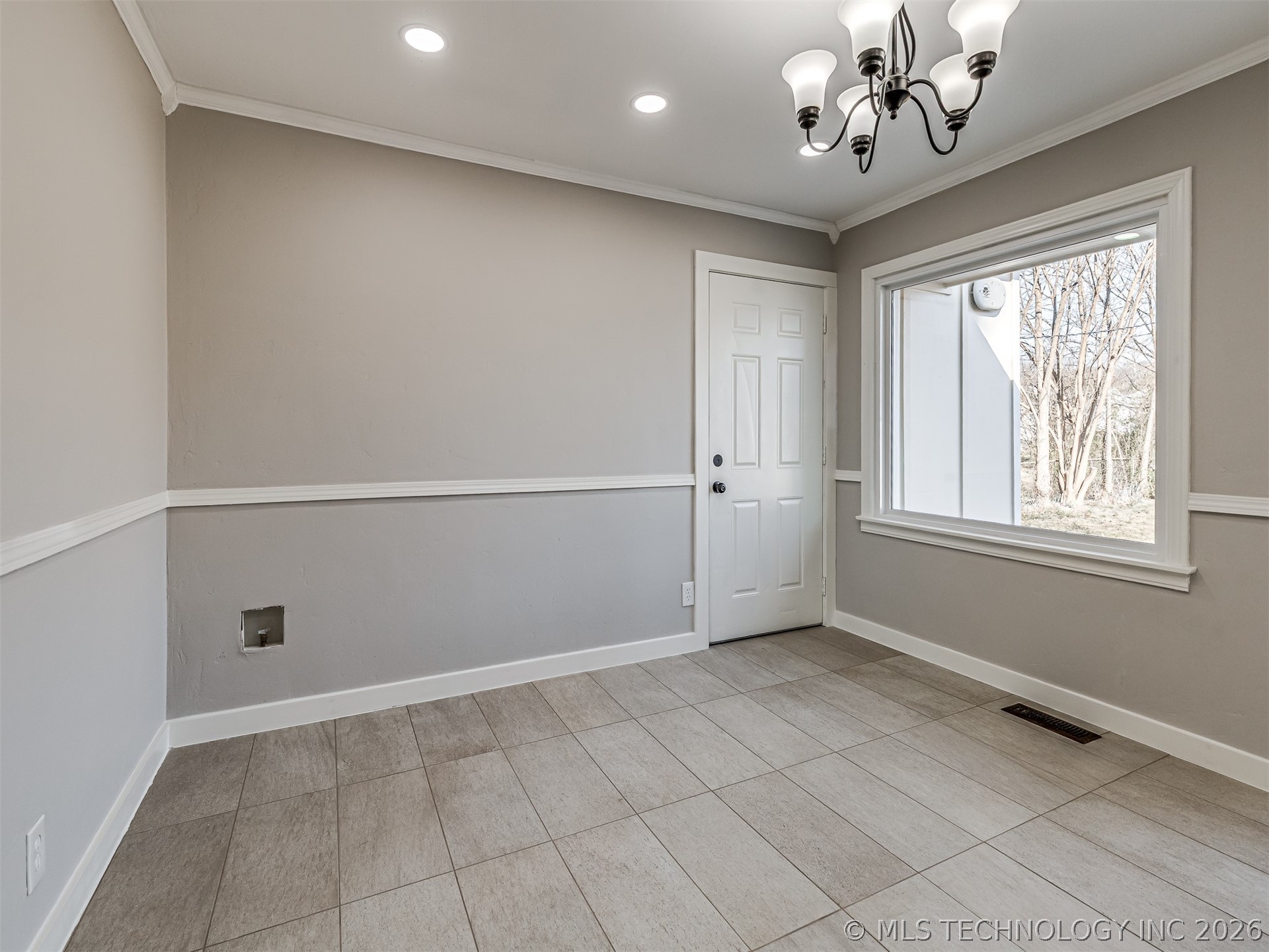 3707 W 42nd Street Property Photo 19