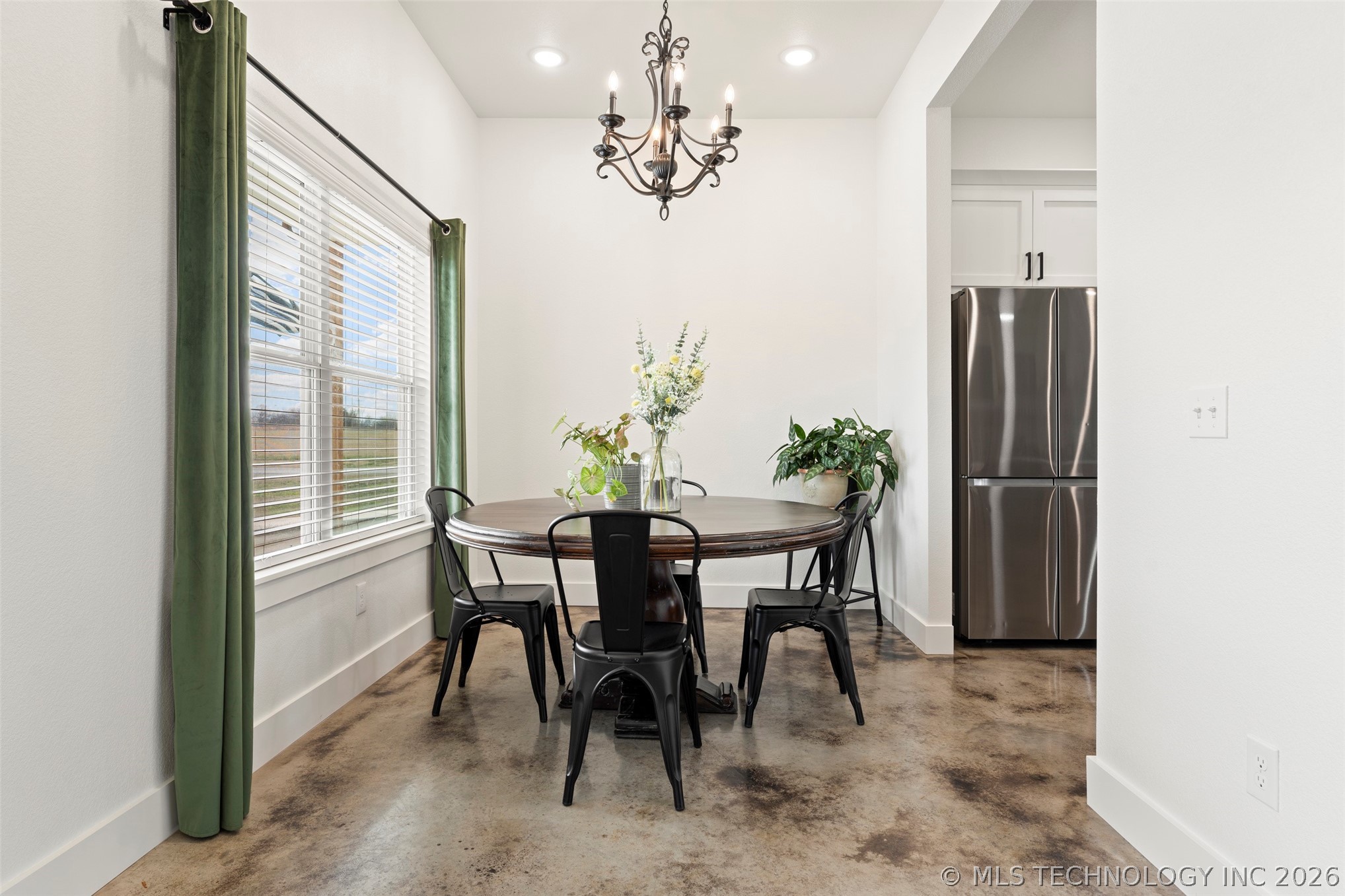 444560 E 350 Property Photo 10