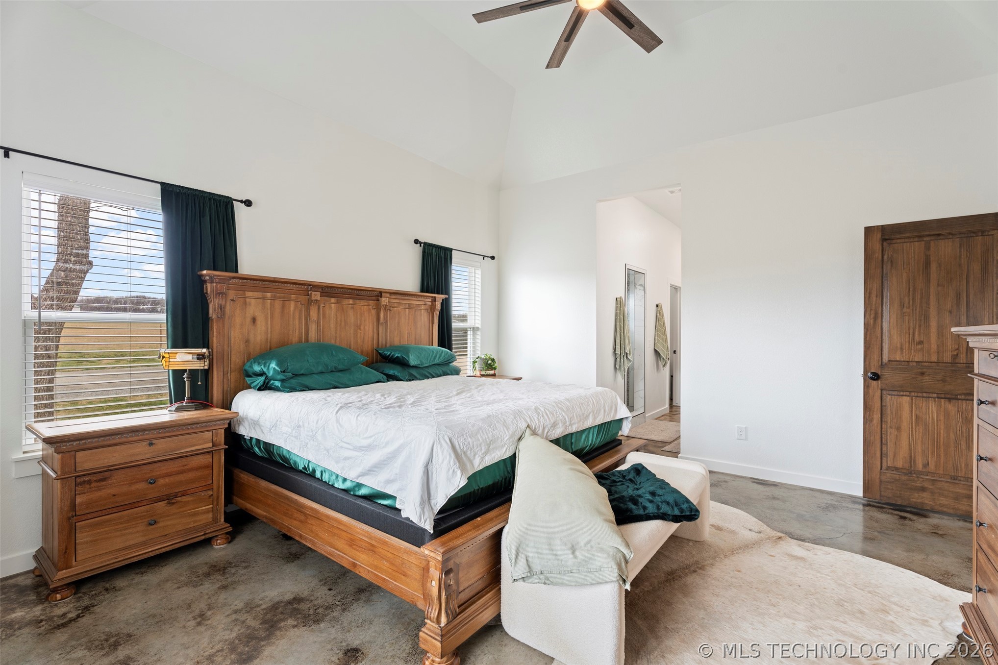 444560 E 350 Property Photo 33