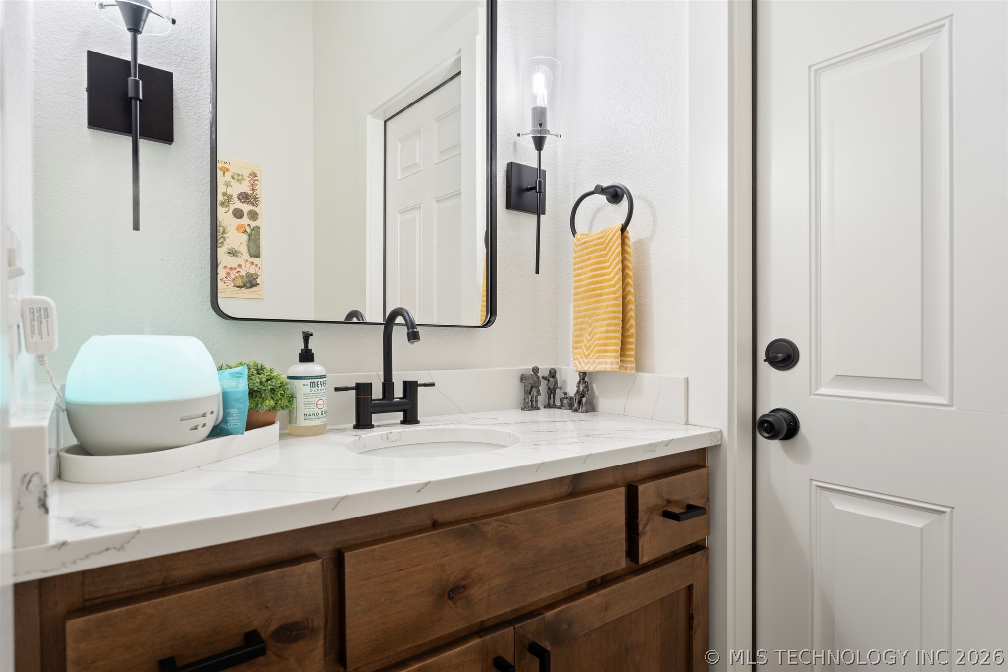 444560 E 350 Property Photo 38