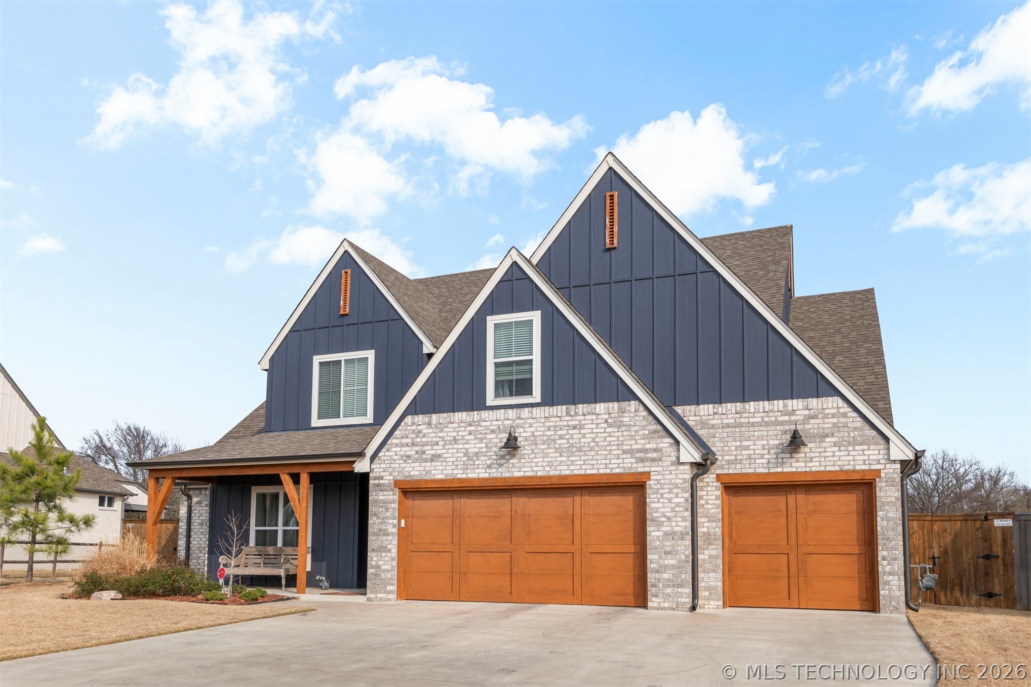 14229 S College Avenue Property Photo 17
