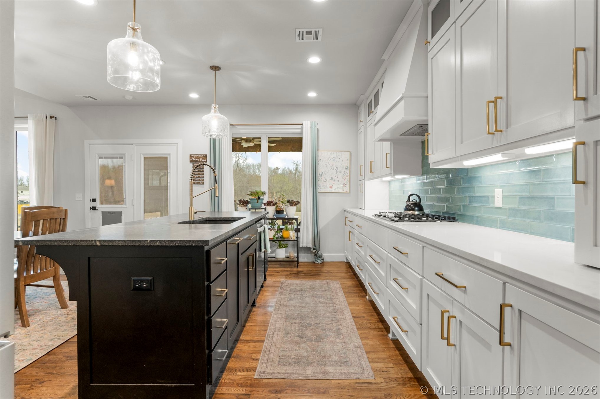 14229 S College Avenue Property Photo 35