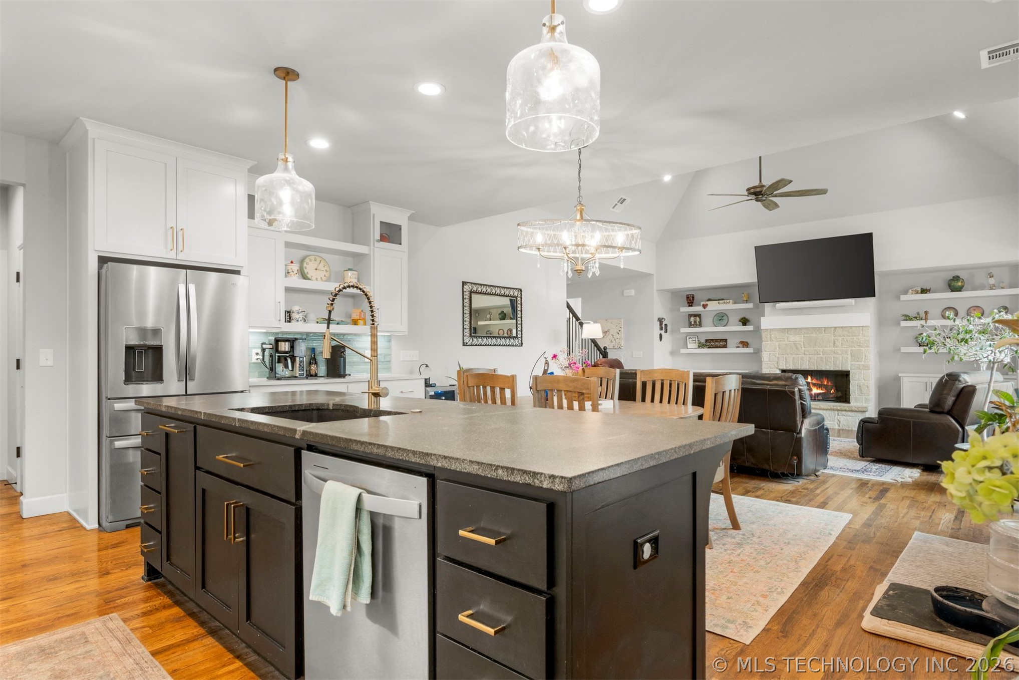 14229 S College Avenue Property Photo 41