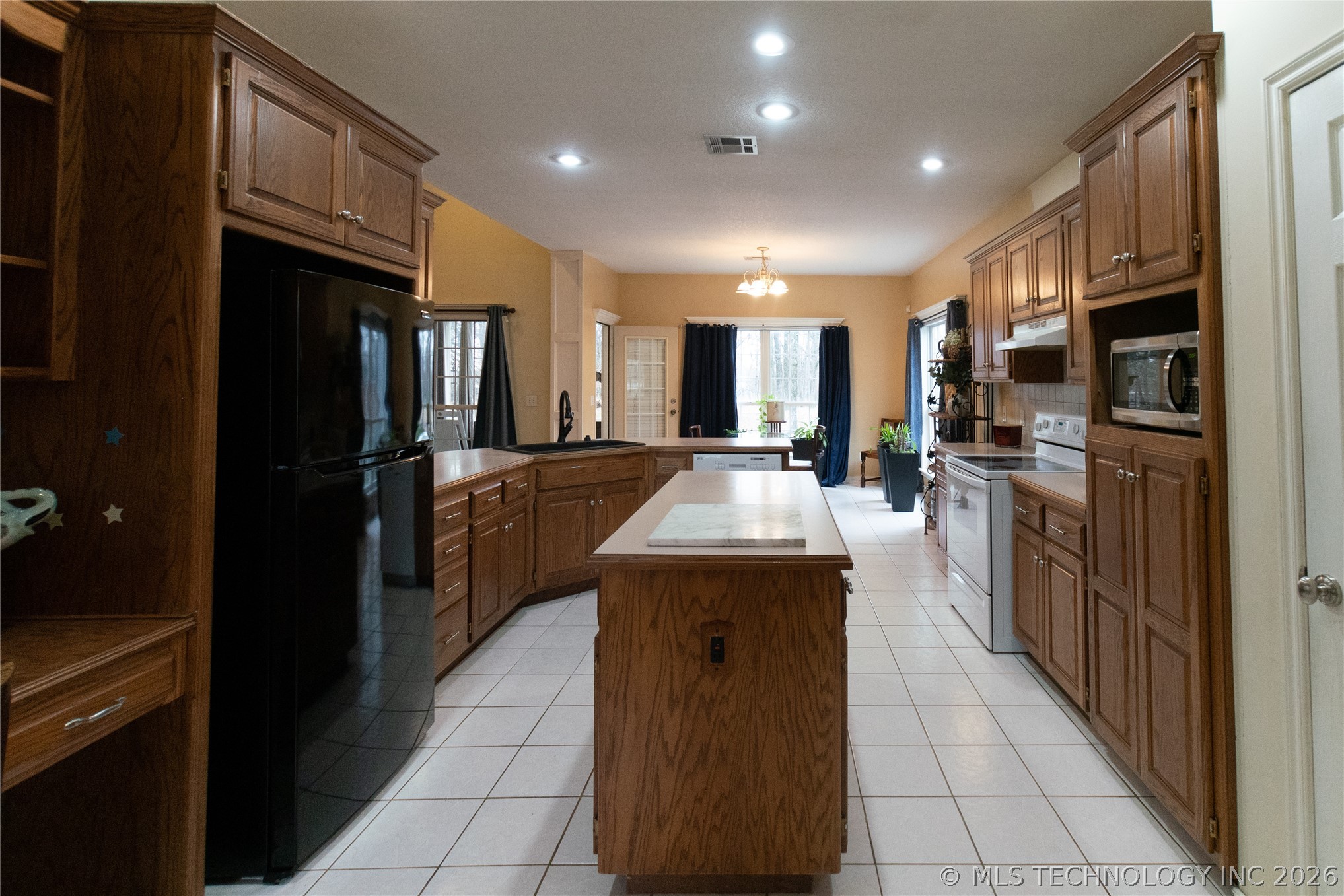 4982 E Cedar Ridge Road Property Photo 4