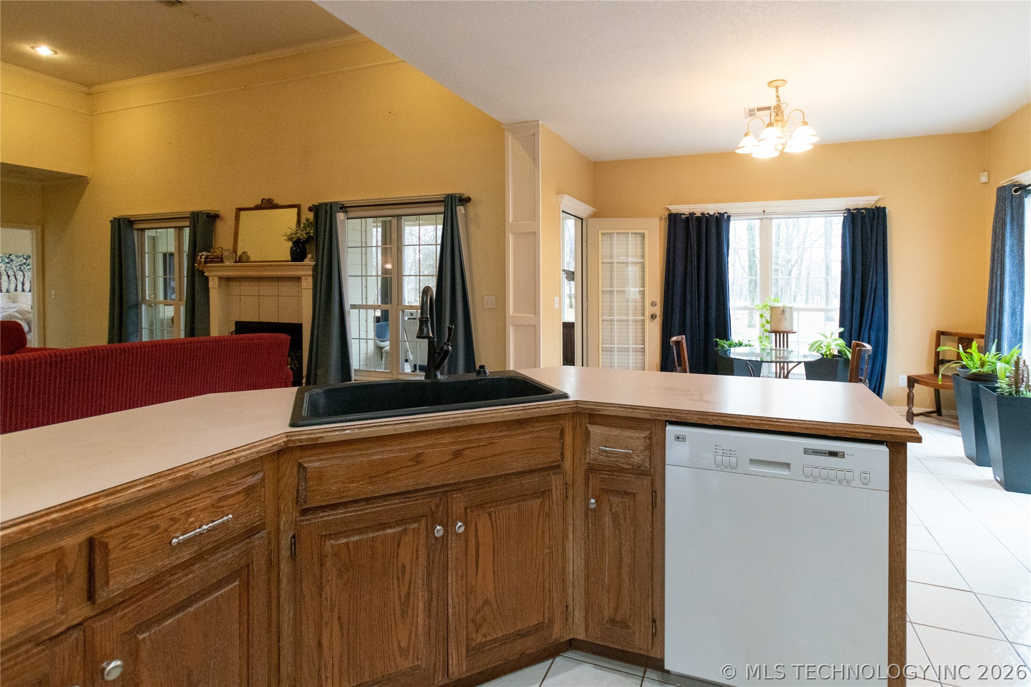 4982 E Cedar Ridge Road Property Photo 6
