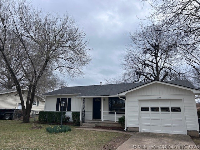 125 E Powell Street Property Photo 1