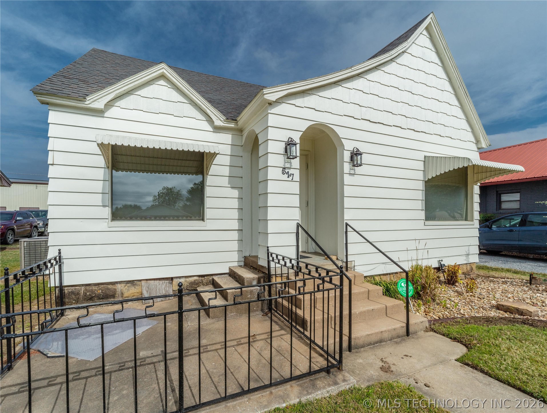 517 E Cherokee Avenue Property Photo 1