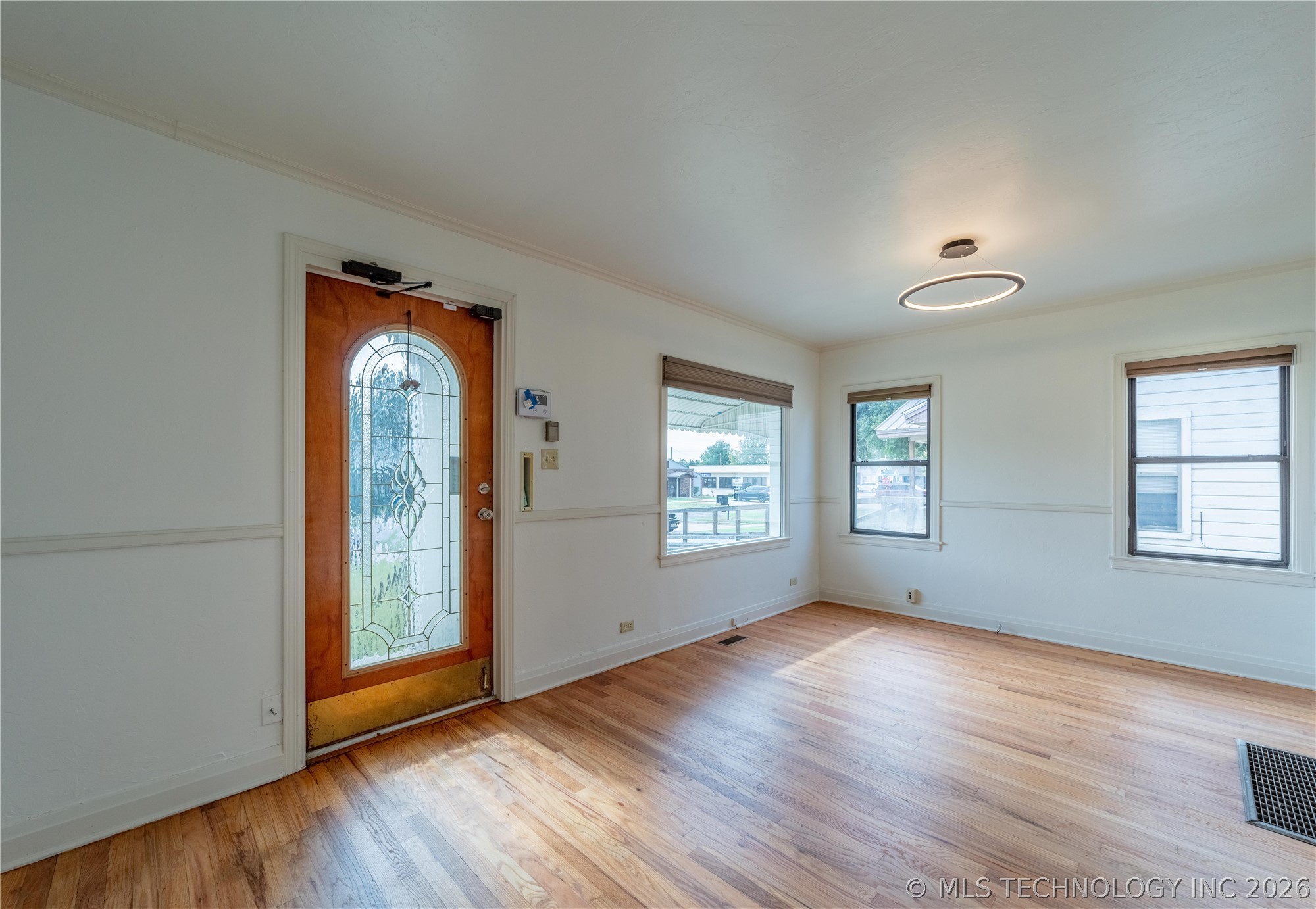 517 E Cherokee Avenue Property Photo 5