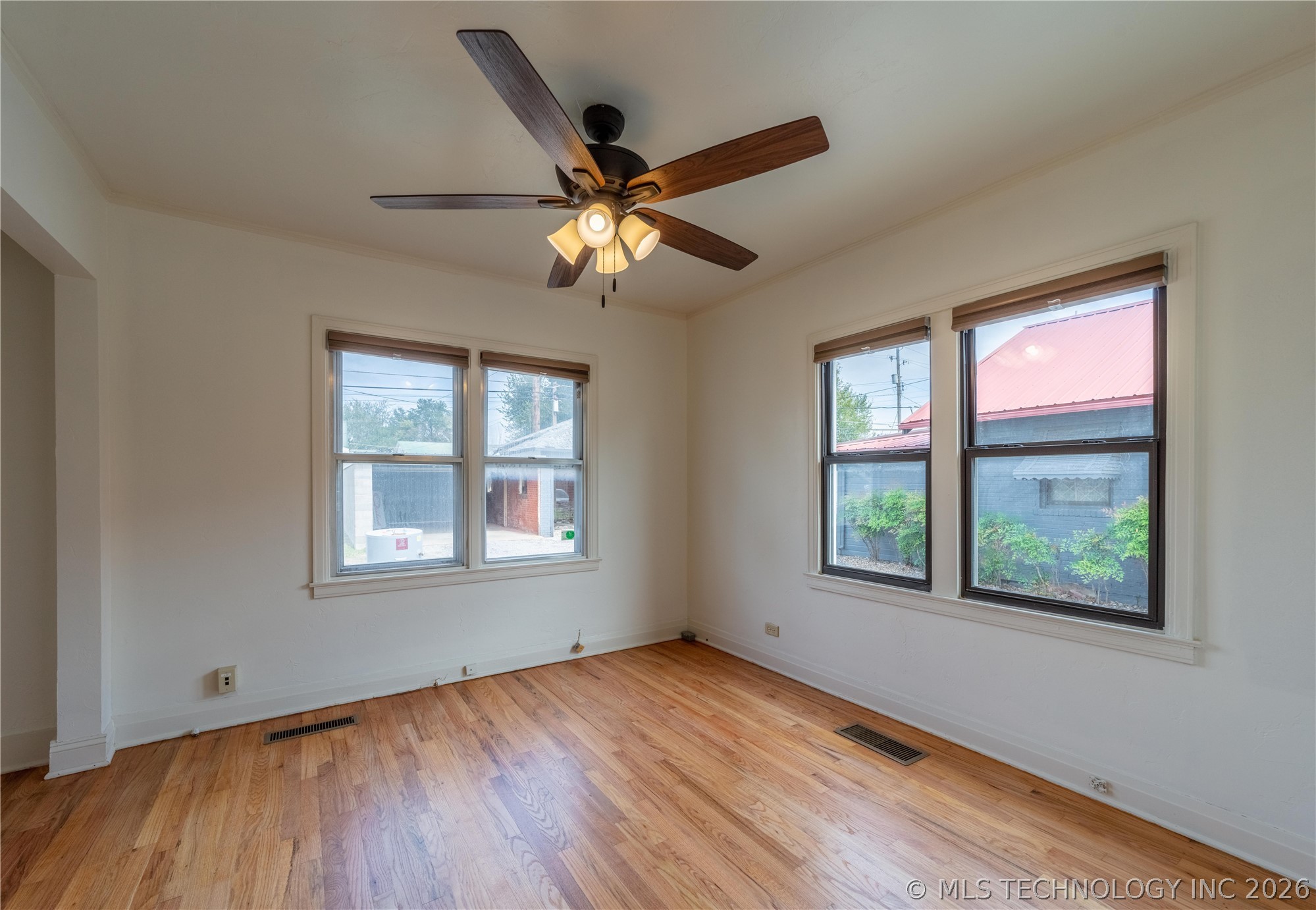 517 E Cherokee Avenue Property Photo 9