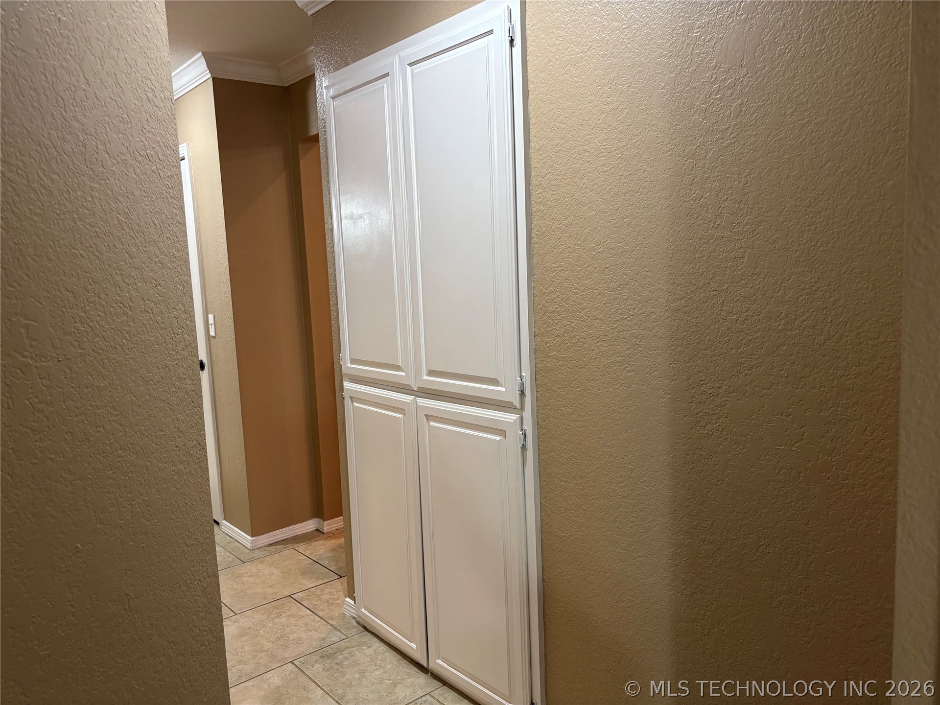 1701 Southern Hills Property Photo 24