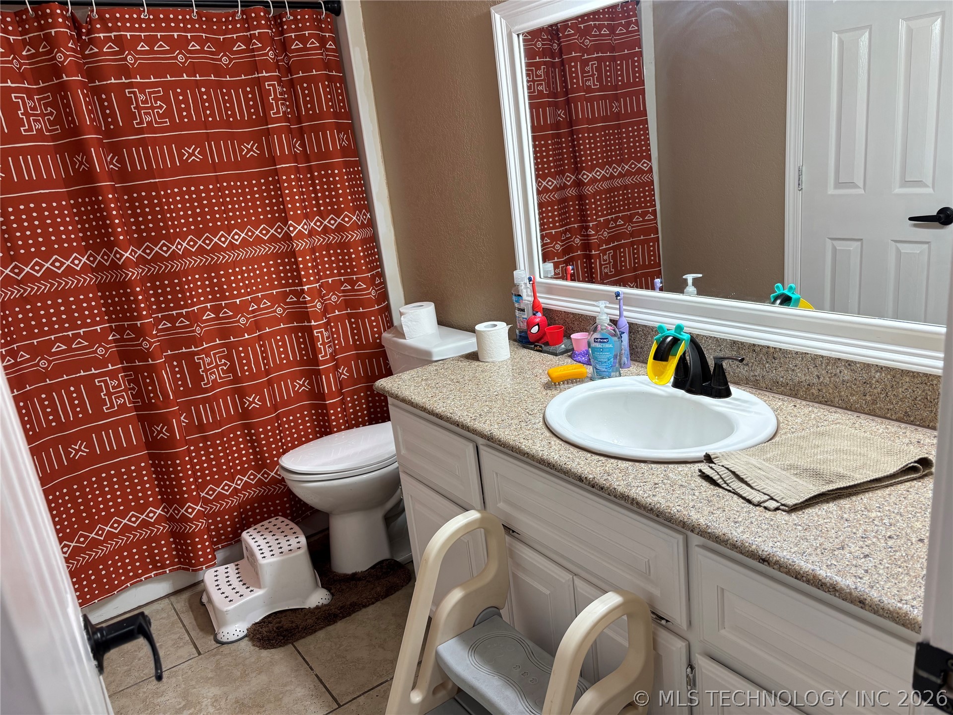 1701 Southern Hills Property Photo 27