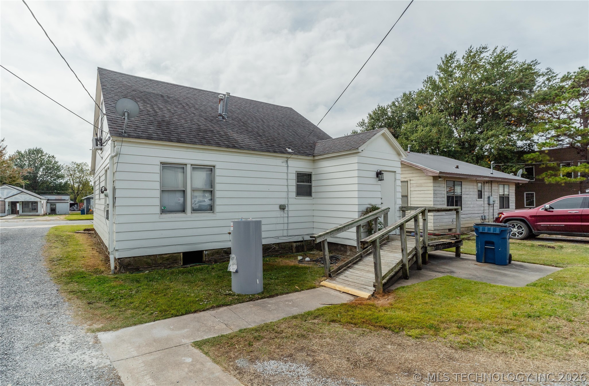 517 E Cherokee Avenue Property Photo 27