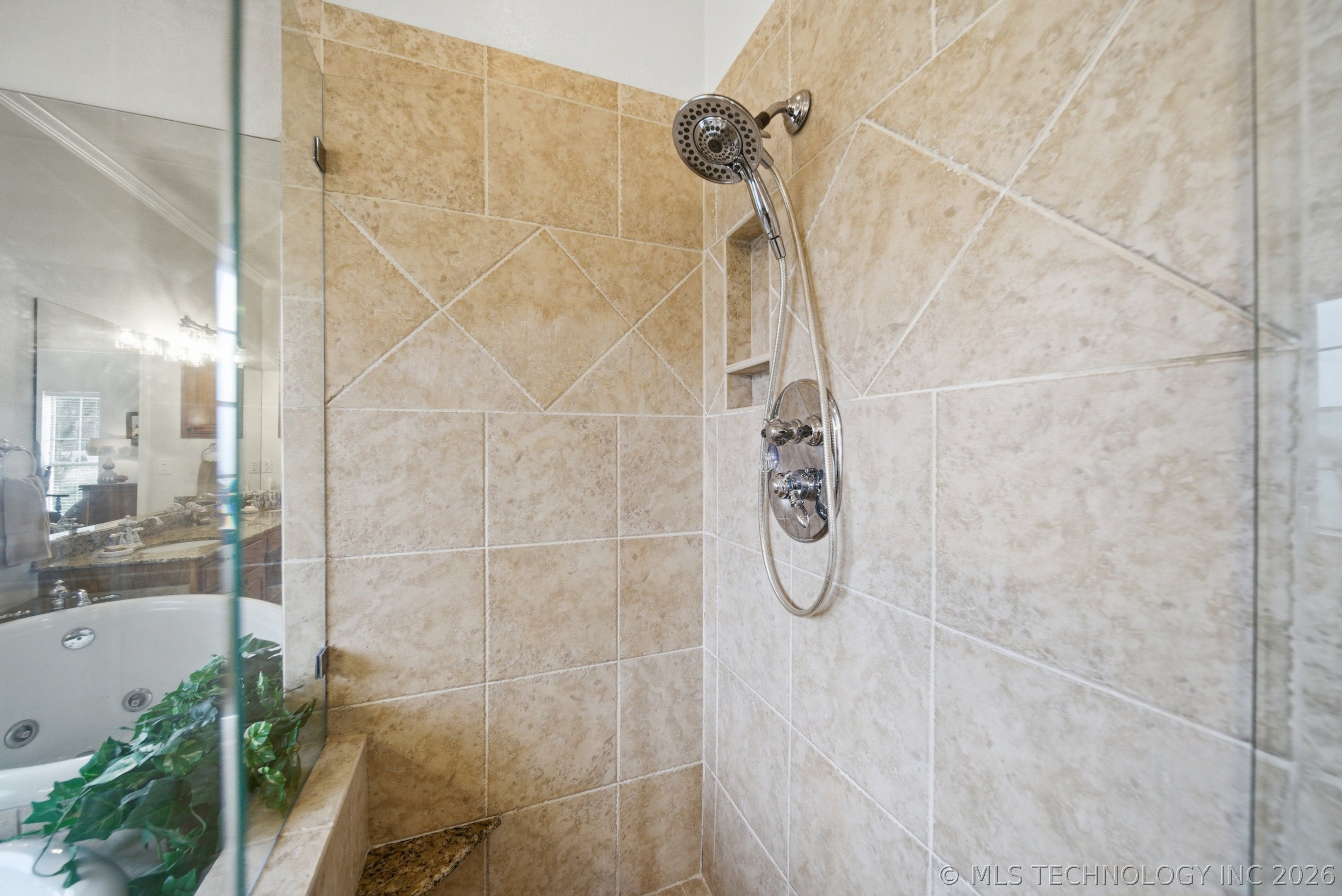 8228 N 175th Avenue E Property Photo 22