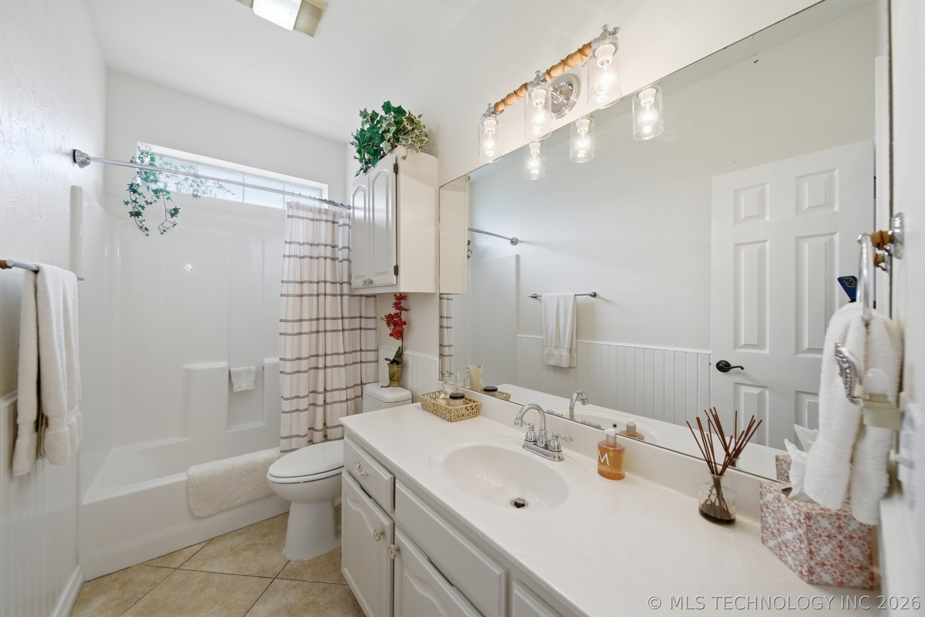 8228 N 175th Avenue E Property Photo 29