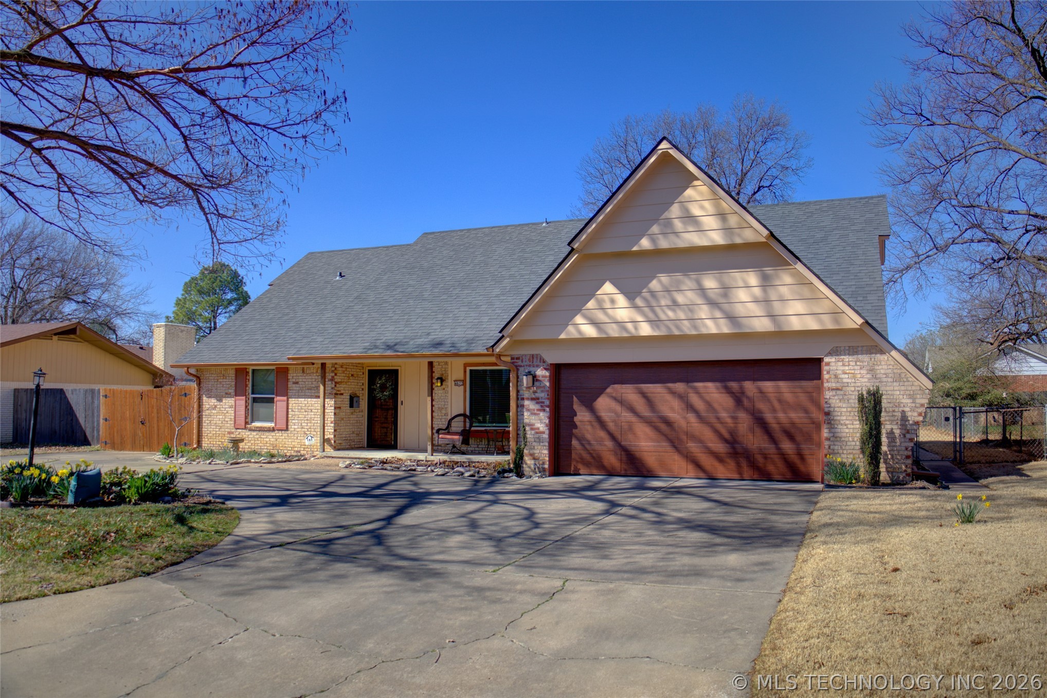 4672 S Norwood Avenue Property Photo 1