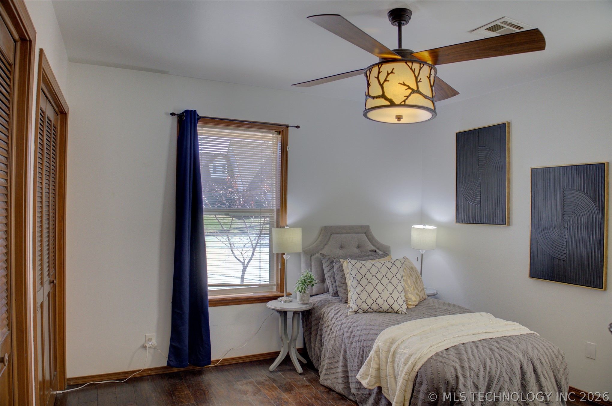 4672 S Norwood Avenue Property Photo 11