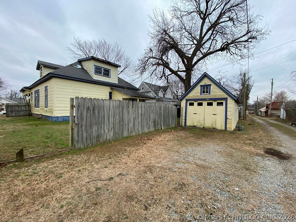 4 E Sw Property Photo 4