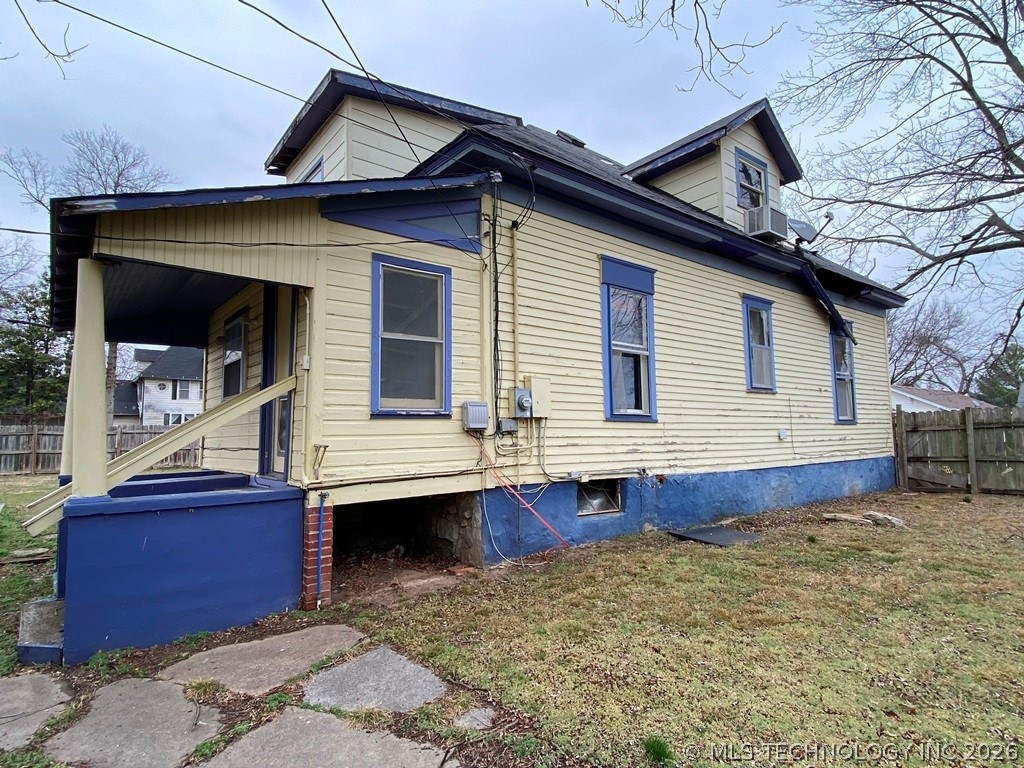 4 E Sw Property Photo 5