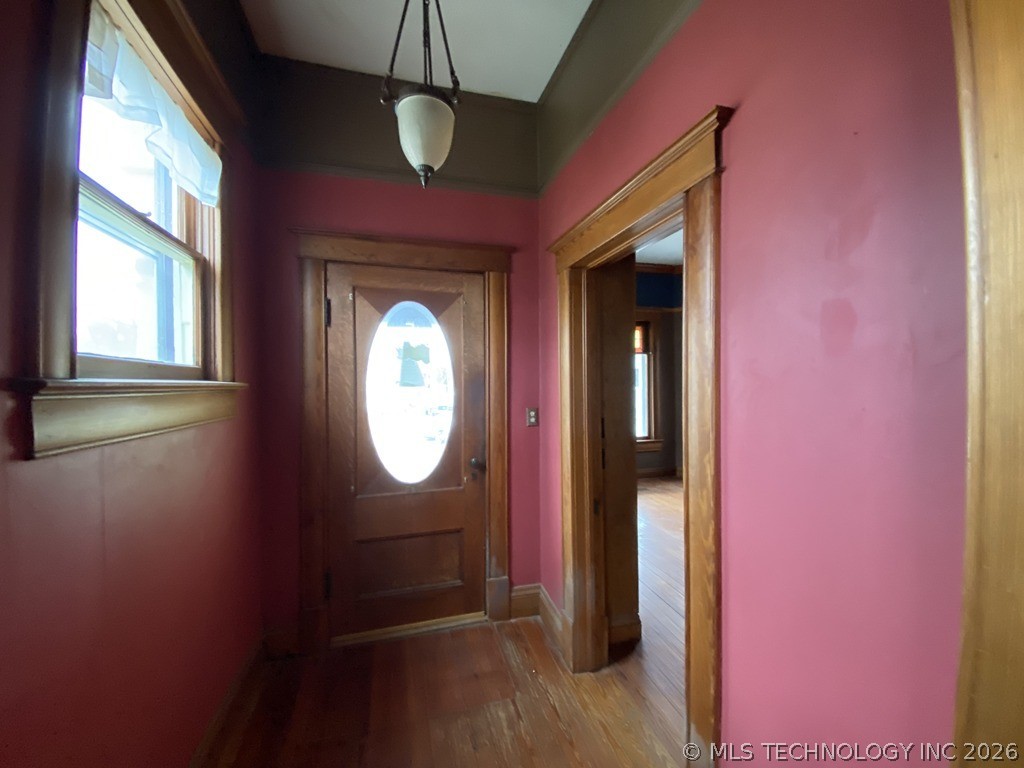 4 E Sw Property Photo 11