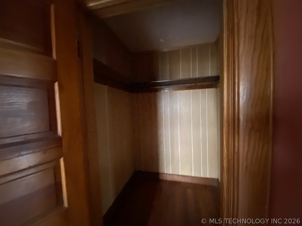 4 E Sw Property Photo 12