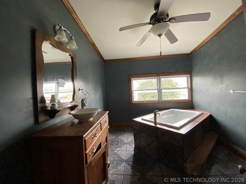 4 E Sw Property Photo 16